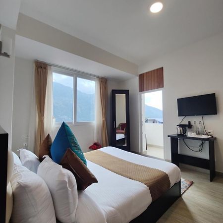Maplewood Hotel & Spa กังต็อก ภายนอก รูปภาพ