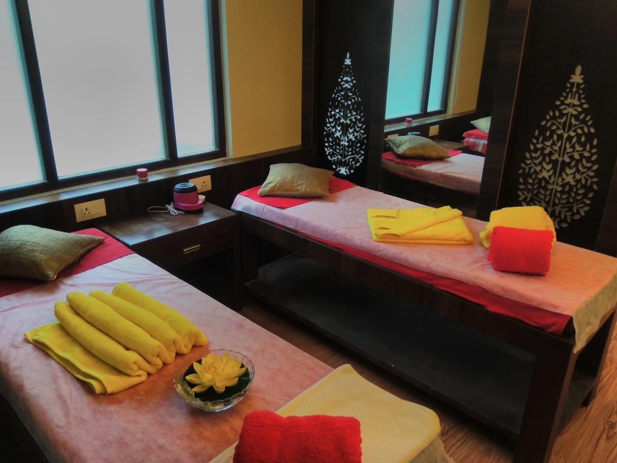 Maplewood Hotel & Spa กังต็อก ภายนอก รูปภาพ