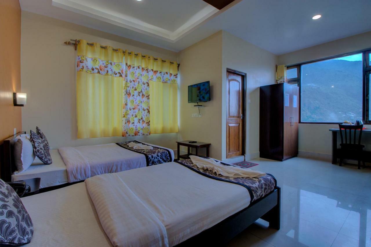 Maplewood Hotel & Spa กังต็อก ภายนอก รูปภาพ
